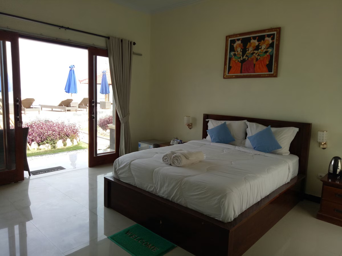 Cave Beach Bungalow Villa Image
